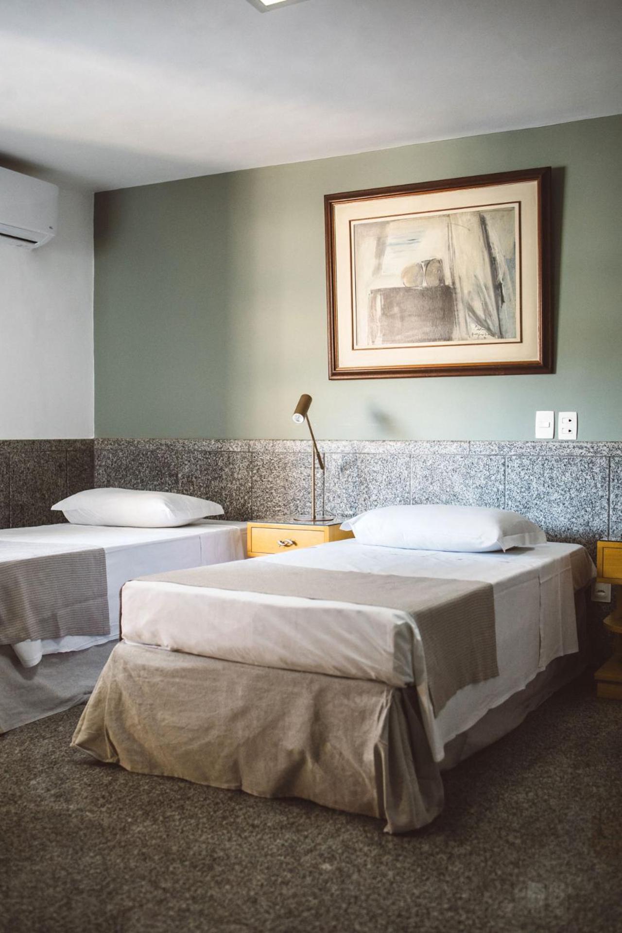 Twin Room,1551642484:JPEG